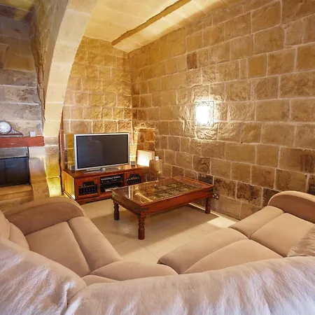 Nyaraló 5 Bedroom Farmhouse With Private Pool
